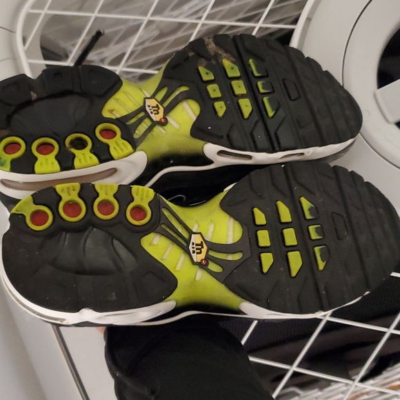 {Nike} Air Max Plus - Picture 3 of 4